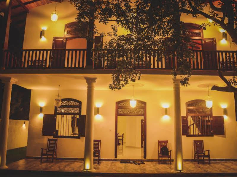 Villa Frangipani Galle Exterior photo